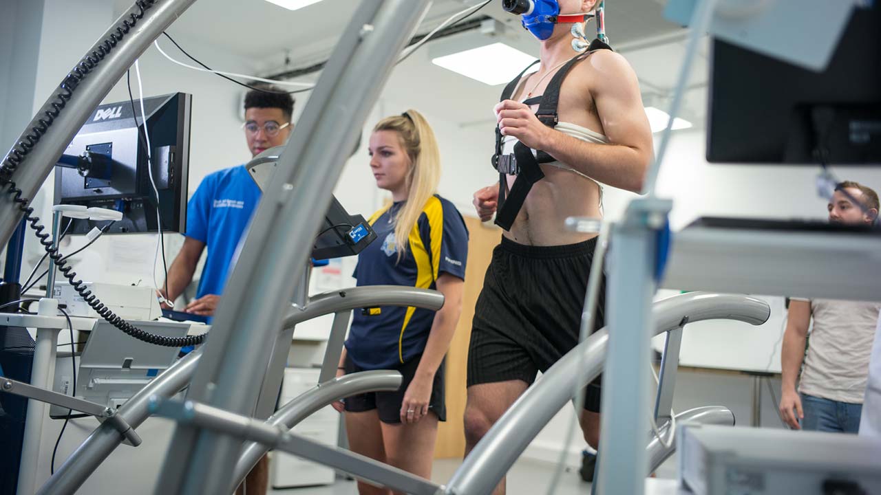 Students at Anglia Ruskin University Students at Anglia Ruskin University